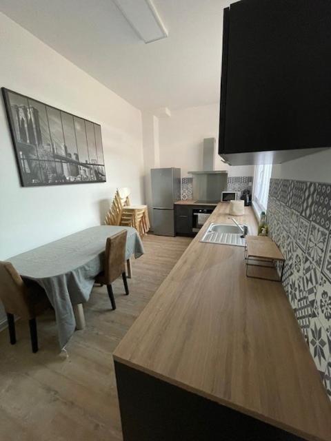 La Leonce, Superbe Appartement Plein Centre Armentières Extérieur photo